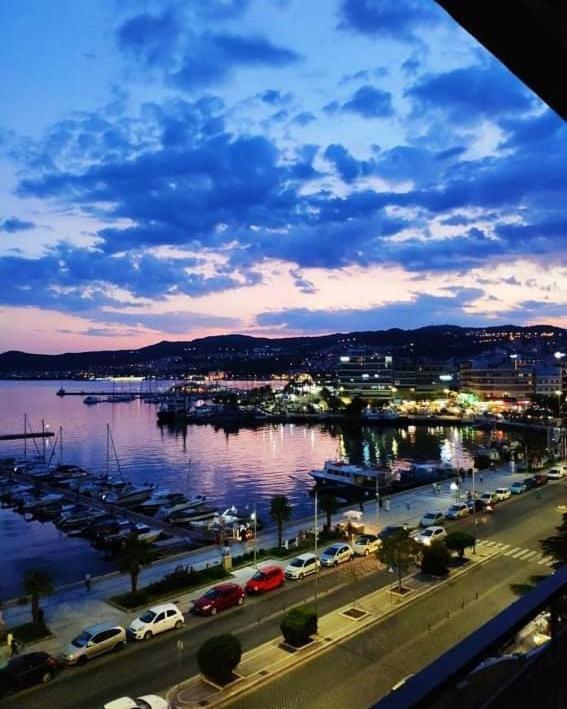 Jetties & Moorings Central Apt Daire Kavala Dış mekan fotoğraf
