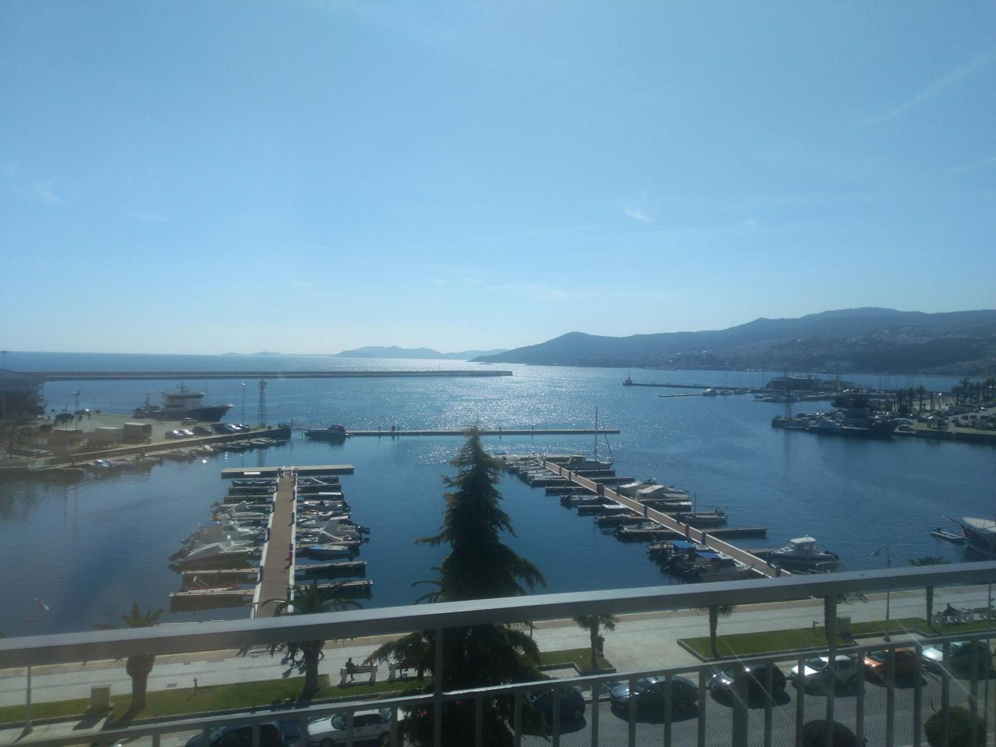 Jetties & Moorings Central Apt Daire Kavala Dış mekan fotoğraf